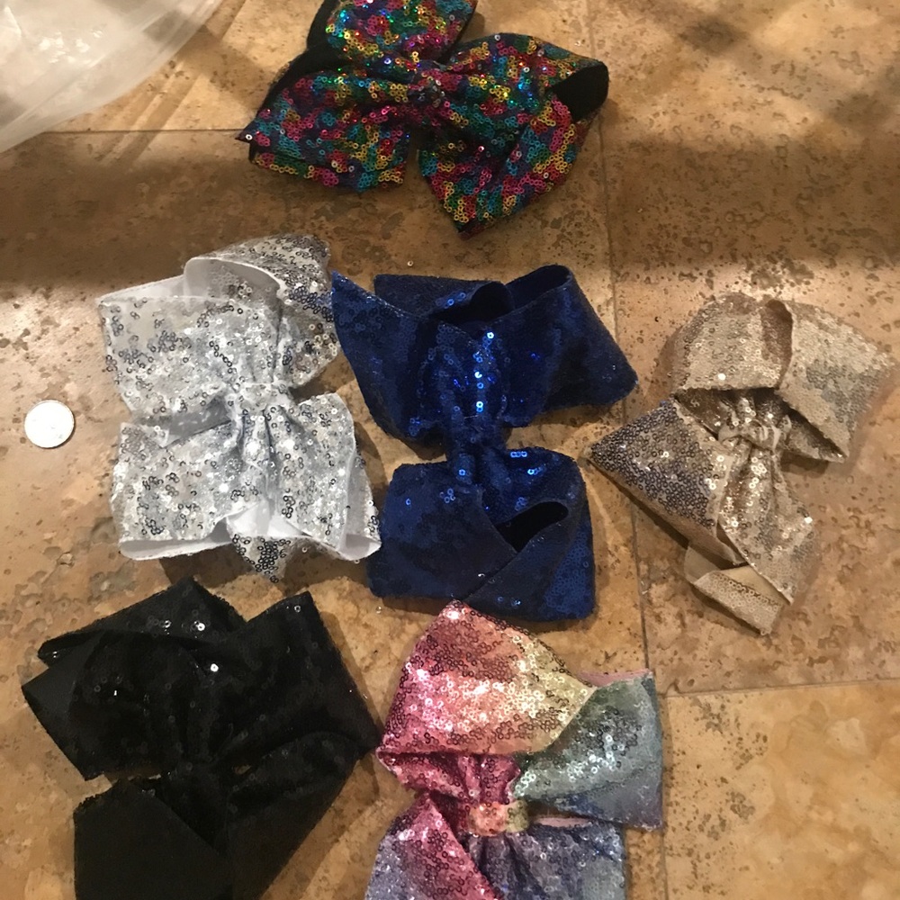 Big Sparkly Bows!